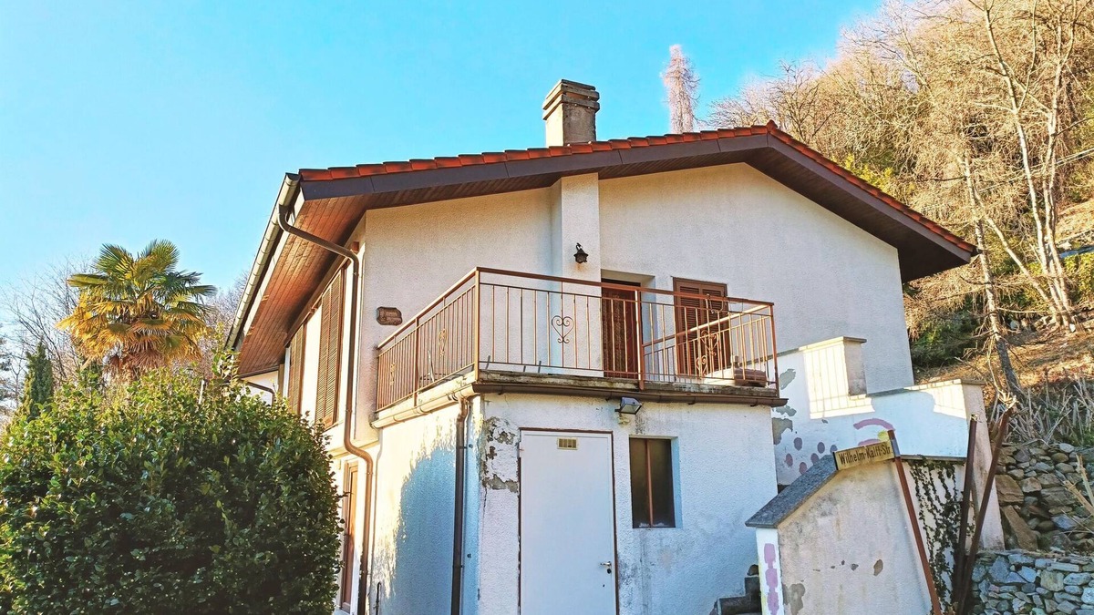 Colmegna House | Holiday Home in Italy with Sea and Mountain Views
