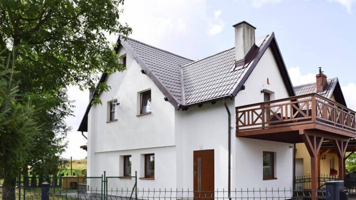 Koscierzyna House | Holiday Home in Kashubia with Pool & Sauna