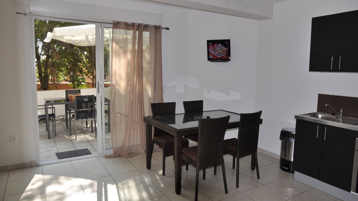 Moriani-Plage House | Holiday Home in Moriani-Plage near Beach