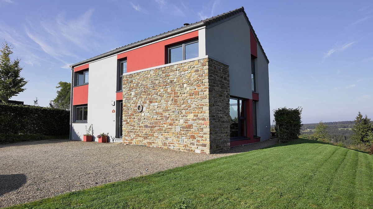 Ovifat House | Holiday Home in Ovifat near High Fens Reserve