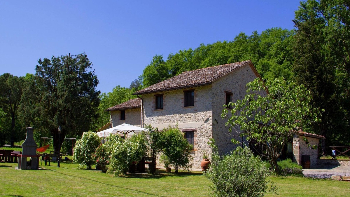 Piegaro House | Holiday Home in Pietrafitta near Lake Trasimeno