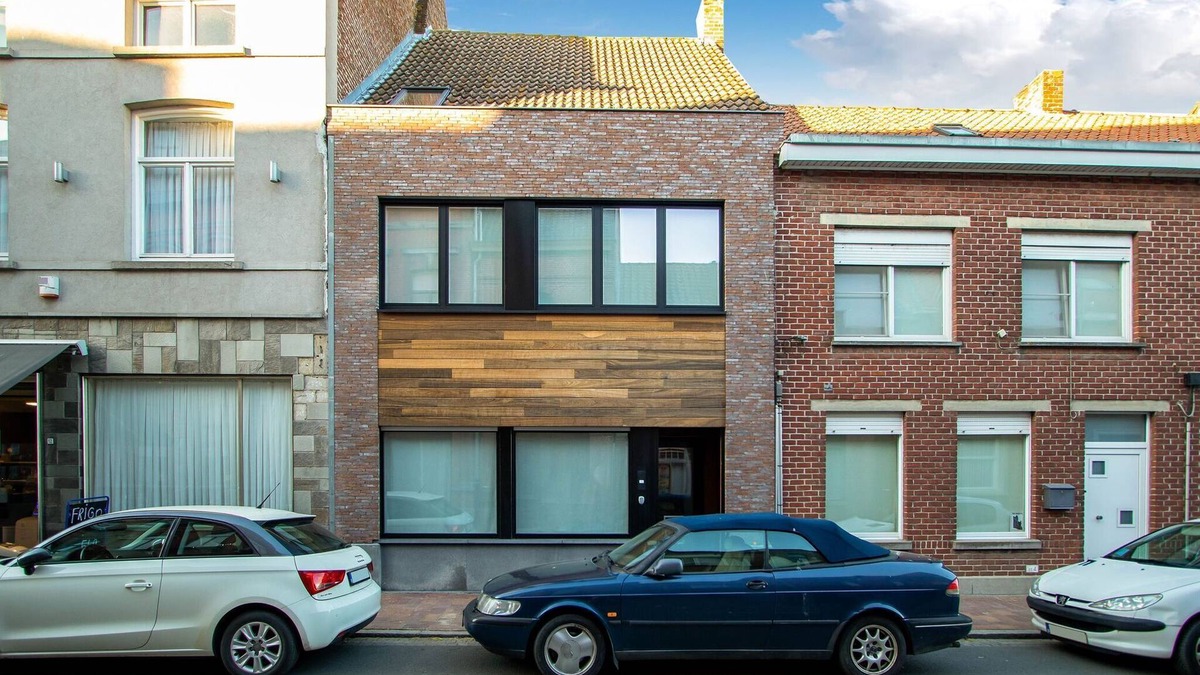 Roesbrugge-Haringe House | Holiday home in Roesbrugge with sauna