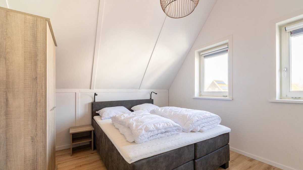 Scherpenisse House | Holiday Home in Scherpenisse near Oosterschelde