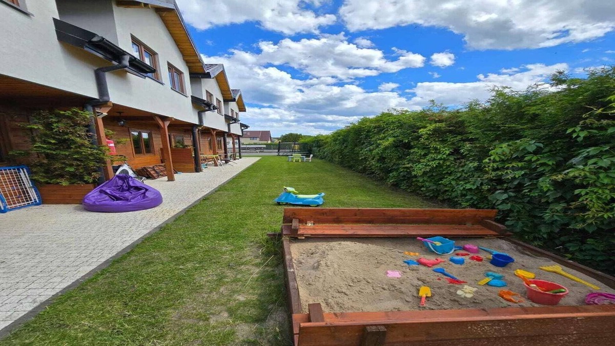 Sarbinowo House | Holiday Home in Sarbinowo near the Beach