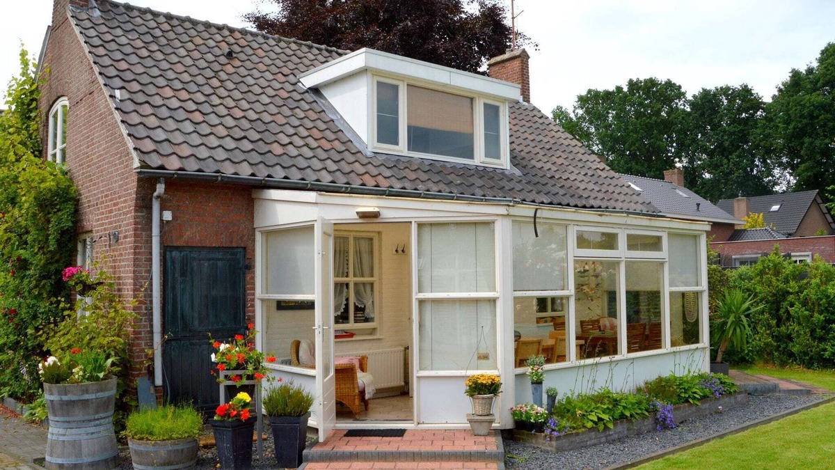 Soerendonk House | Holiday Home in Soerendonk with Garden