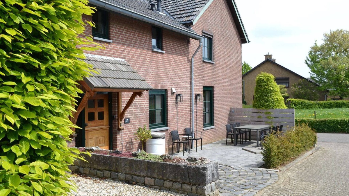 Koulen Other | Holiday home in South Limburg with a terrace