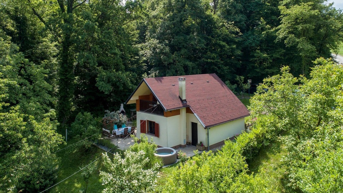 Sveti Kriz House | Holiday Home in Sveti Križ near Terme Tuhelj
