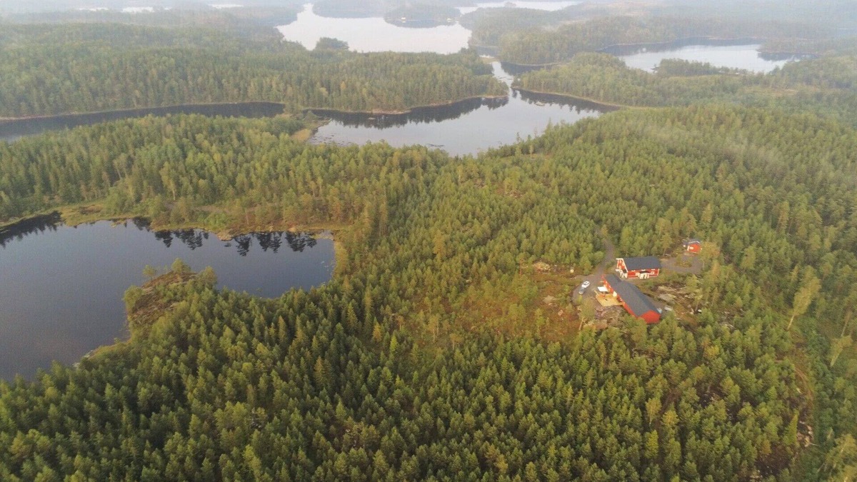 Backefors House | Holiday home in the middle of Dalsland's forest and lake landscape