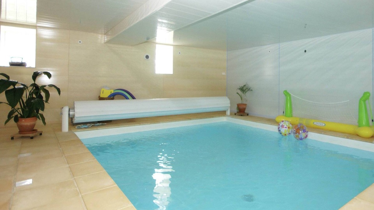 Vignol House | Holiday Home in Vignol with Heated Pool