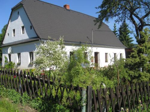 Zator House | Holiday Home in Zátor near Ještěd Ski Resort