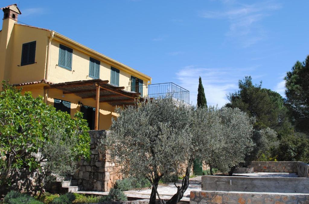 Lustica House | Holiday Home Iris