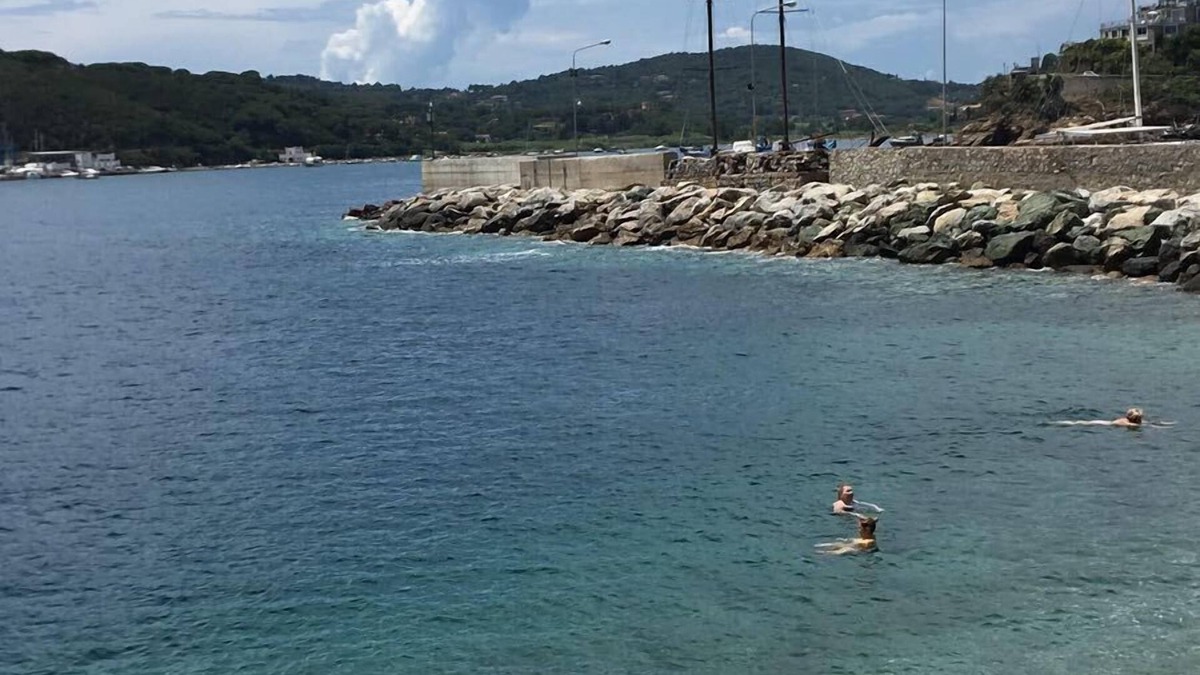 Porto Azzurro Apartment | HOLIDAY HOME, ISLAND OF ELBA PORTO AZZURRO