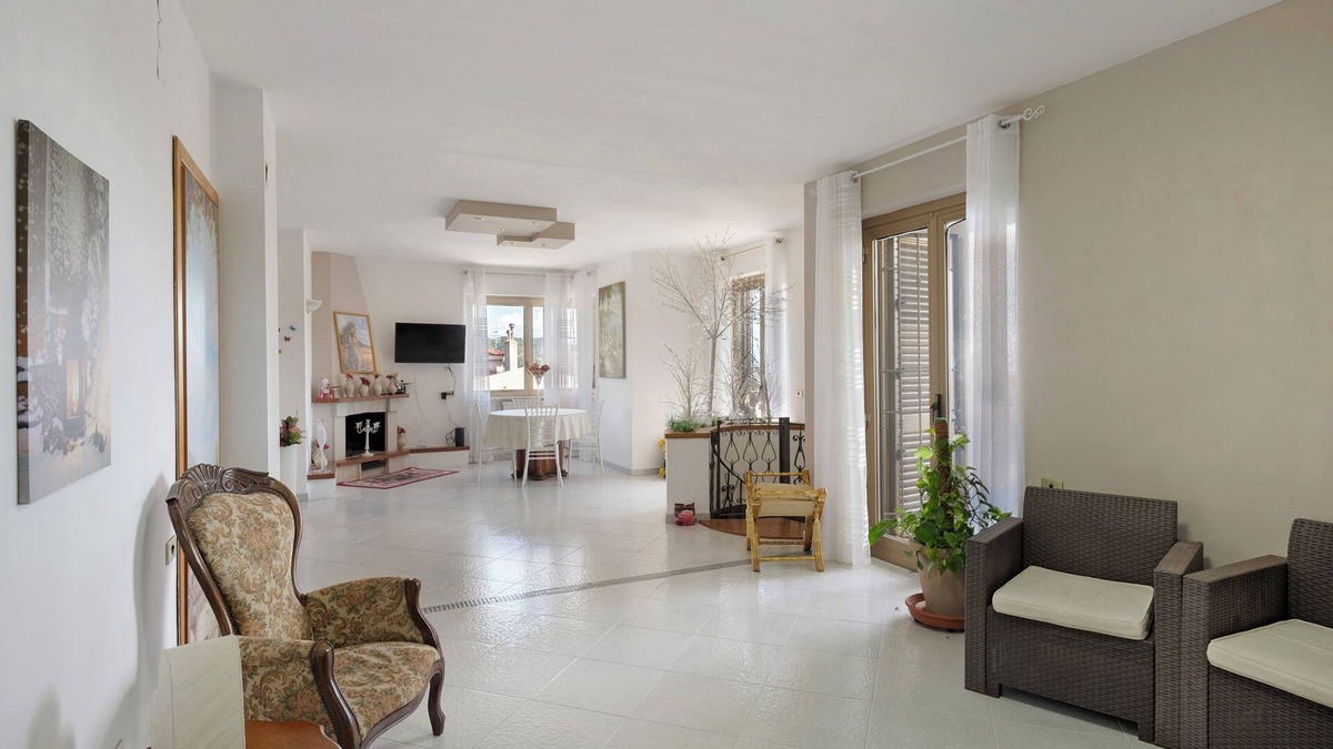 San Mango Piemonte House | Holiday Home 'Villa Luisa' with Mountain View, Shared Terrace and Wi-Fi
