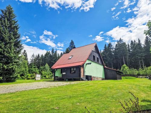 Smrzovka House | Holiday Home Jelení kout by Interhome