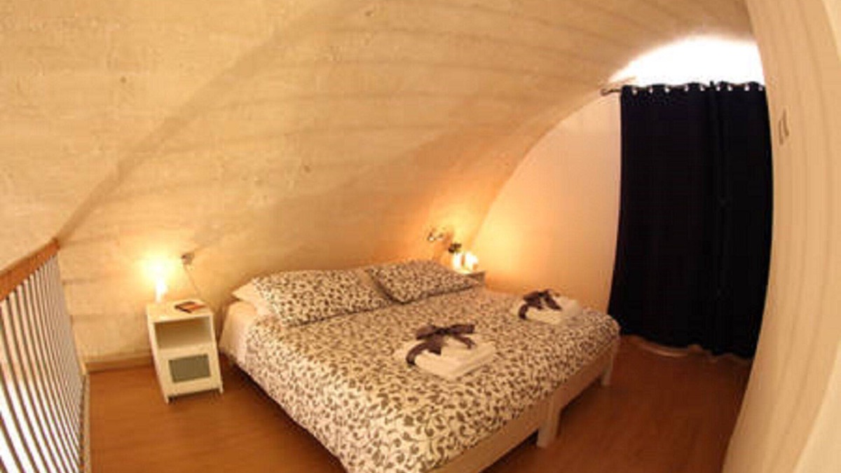 Matera House | Holiday home L'Alloro with private parking - MATERA