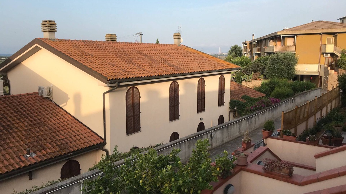 Riotorto House | Holiday Home 'La Casa Dei Limoni' with Sea View, Private Terrace and Balcony