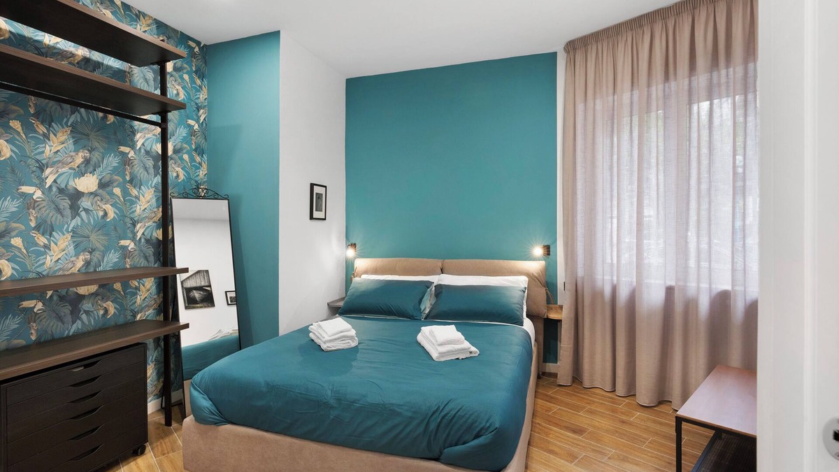 Fuorigrotta House | Holiday Home 'La Gioia' with Wi-Fi and Air Conditioning