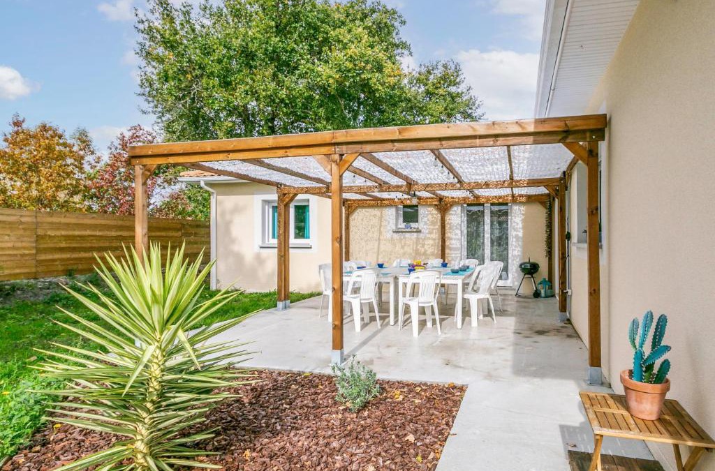 Aureilhan House | Holiday Home la tuilerie by Interhome