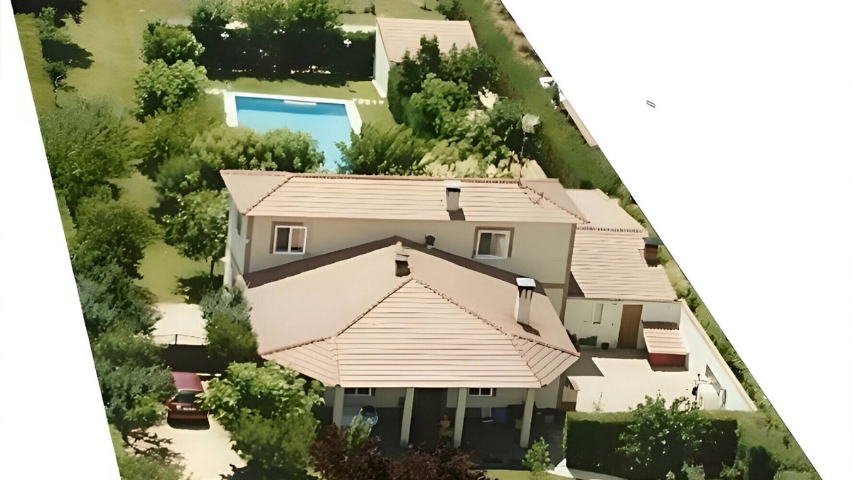 Villabanez House | Holiday Home 'La Zanja' with Private Pool, Private Terrace and Wi-Fi