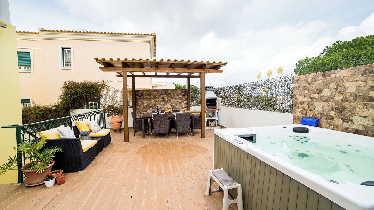 Gambelas House | Holiday Home 'Laguna Formosa' with Private Terrace, Wi-Fi and Air Conditioning