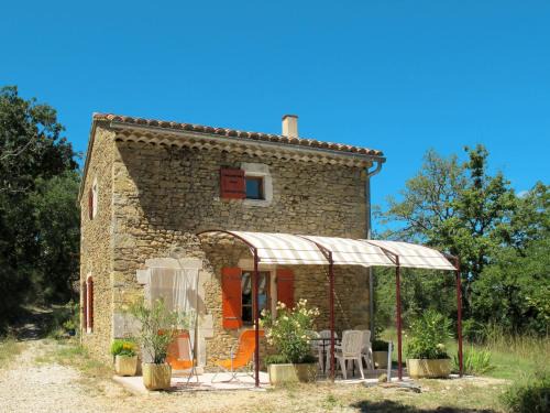 Verfeuil House | Holiday Home Le Moulin de Verfeuil by Interhome