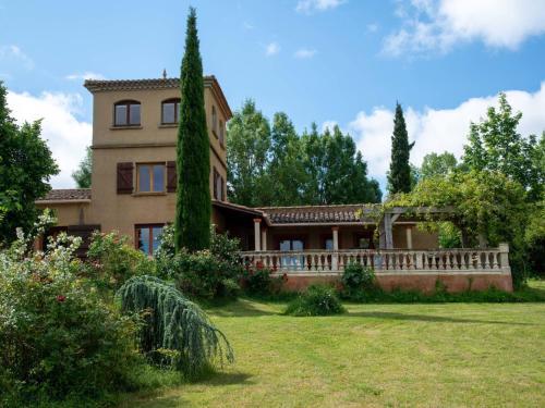 Vendemies House | Holiday Home Les Ecuries by Interhome