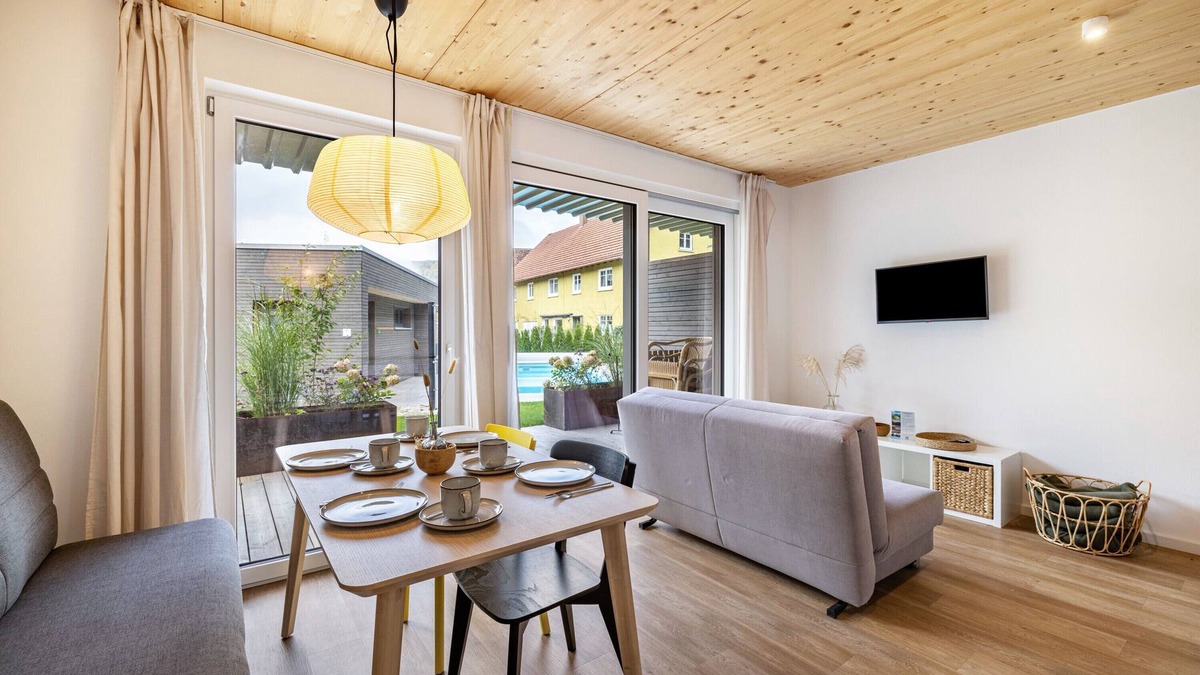Beuron House | Holiday Home 'Lupus 1' with Mountain View, Private Terrace and Wi-Fi