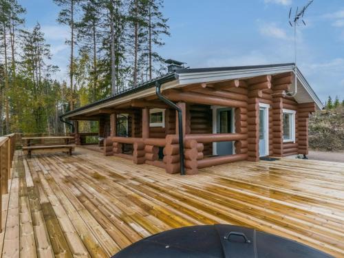 Valkeala House | Holiday Home Maitoniemi by Interhome
