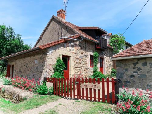 Chiddes House | Holiday Home Marguerite by Interhome