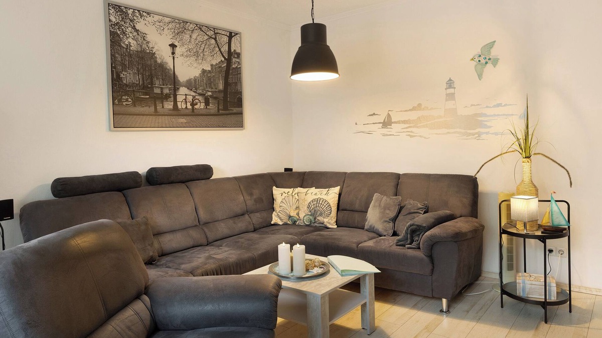 Gommern House | Holiday Home 'Mari' with Private Terrace and Wi-Fi