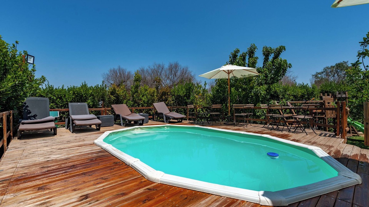 Squinzano House | Holiday Home "Masseria li Vecchi" with Private Pool & Wi-Fi