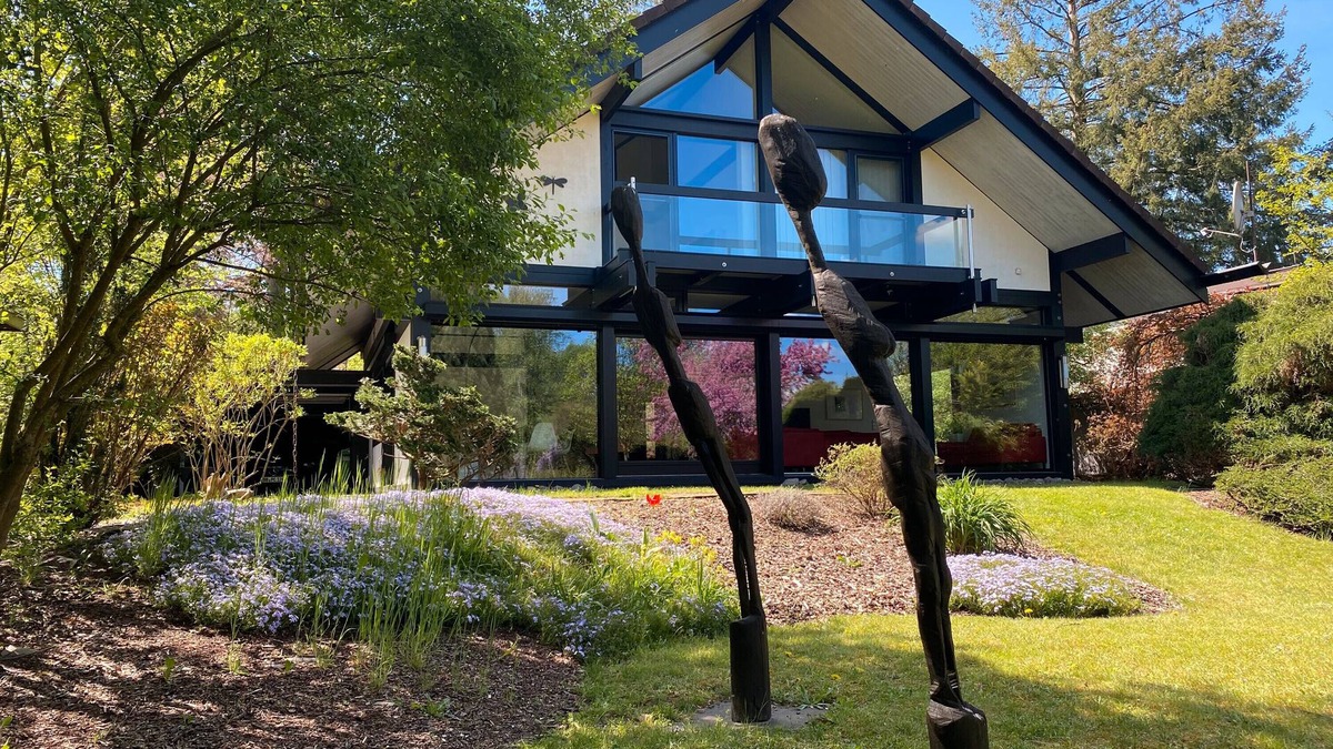 Kagel House | Holiday Home 'Mit Ruhe Wasser Licht' with Private Terrace, Private Garden and Wi-Fi