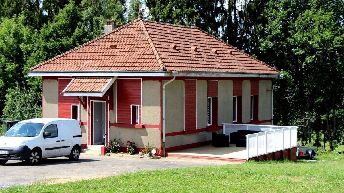 Signy-lAbbaye Apartment | Holiday home near cycling trails in Signy-l'Abbaye