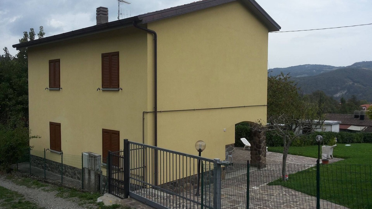 Pavana House | Holiday Home near Corno alle Scale Ski Area