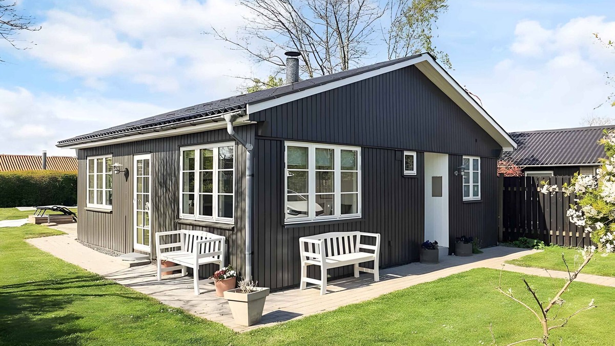 Vordingborg House | Holiday home near forest & beach