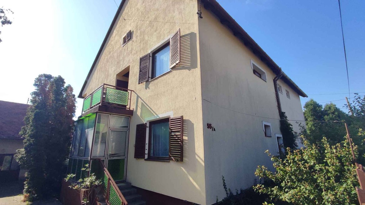 Balatonfured House | Holiday home near the pond