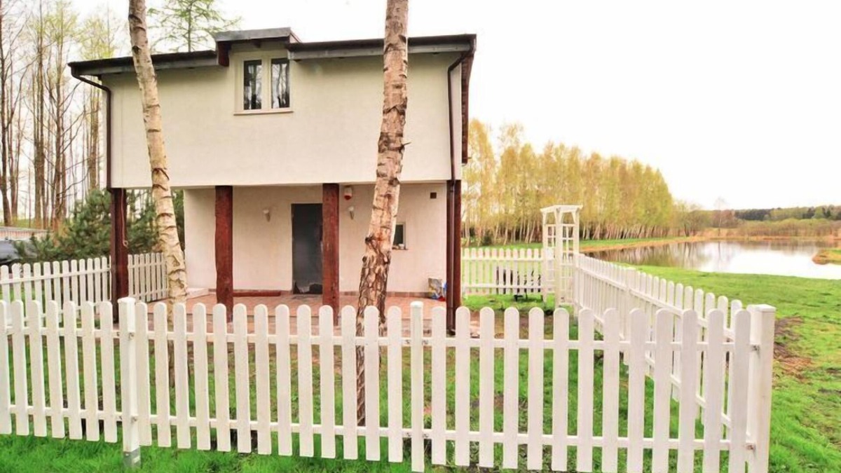 gmina Siemysl House | Holiday Home near Kołobrzeg with Private Pond