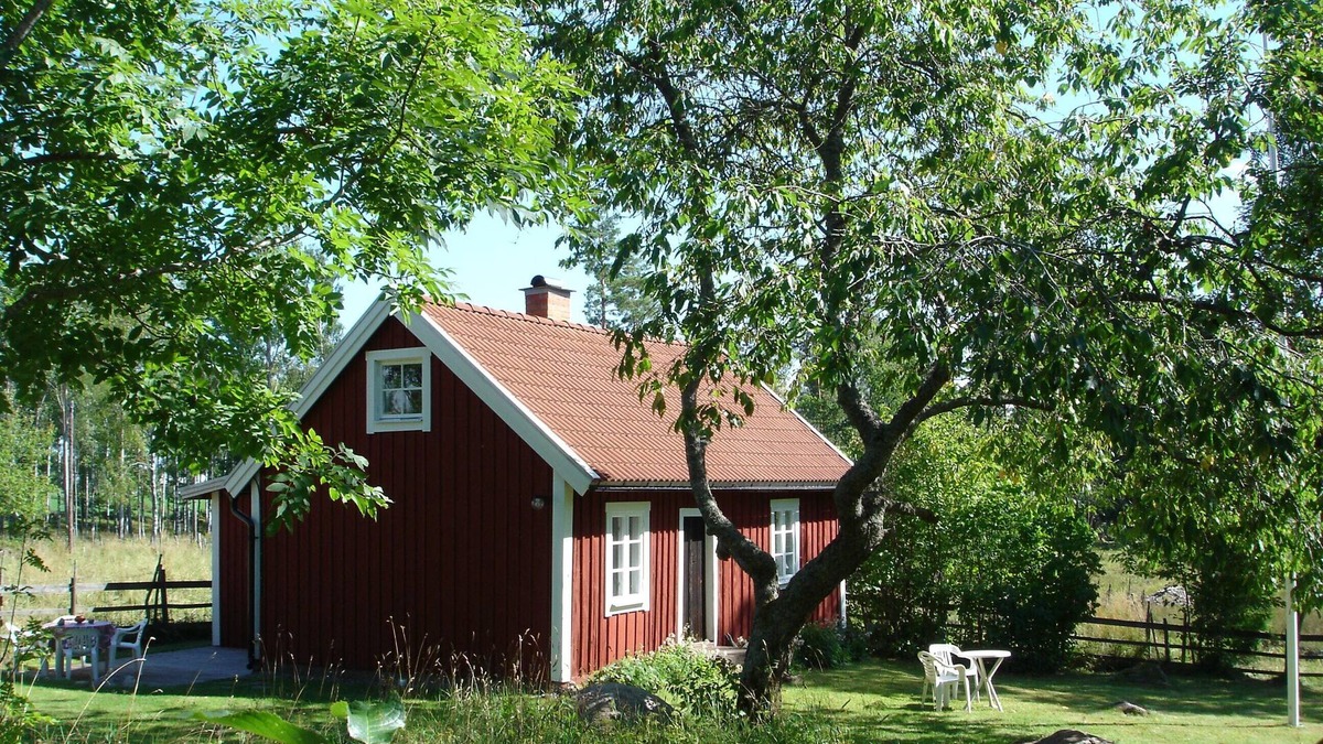 Hultsfred House | Holiday home Nymåla invites you to relax, feel good and dream.