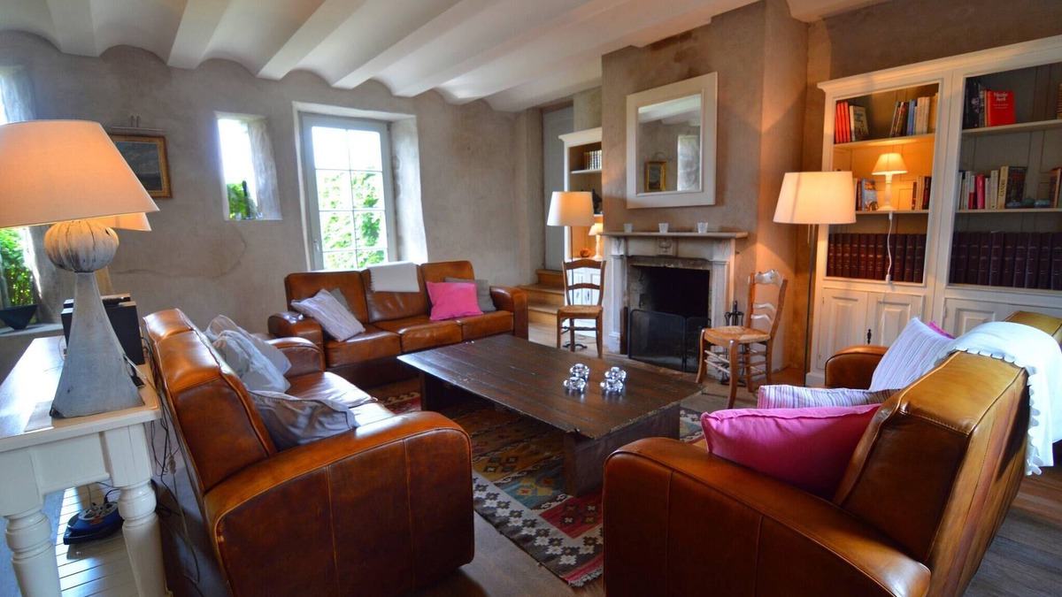 Falaen House | Holiday Home Onhaye with Wellness & Forests