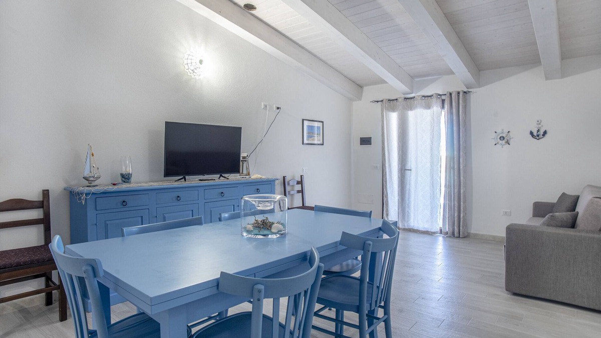 Sant'Anna Arresi House | Holiday Home 'Prima Luce' with Terrace & Wi-Fi