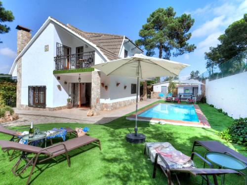 Puigventos House | Holiday Home Paradis by Interhome