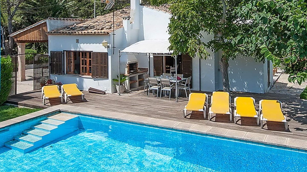Les Palmeres House | Holiday Home Paulina in Puerto Pollensa