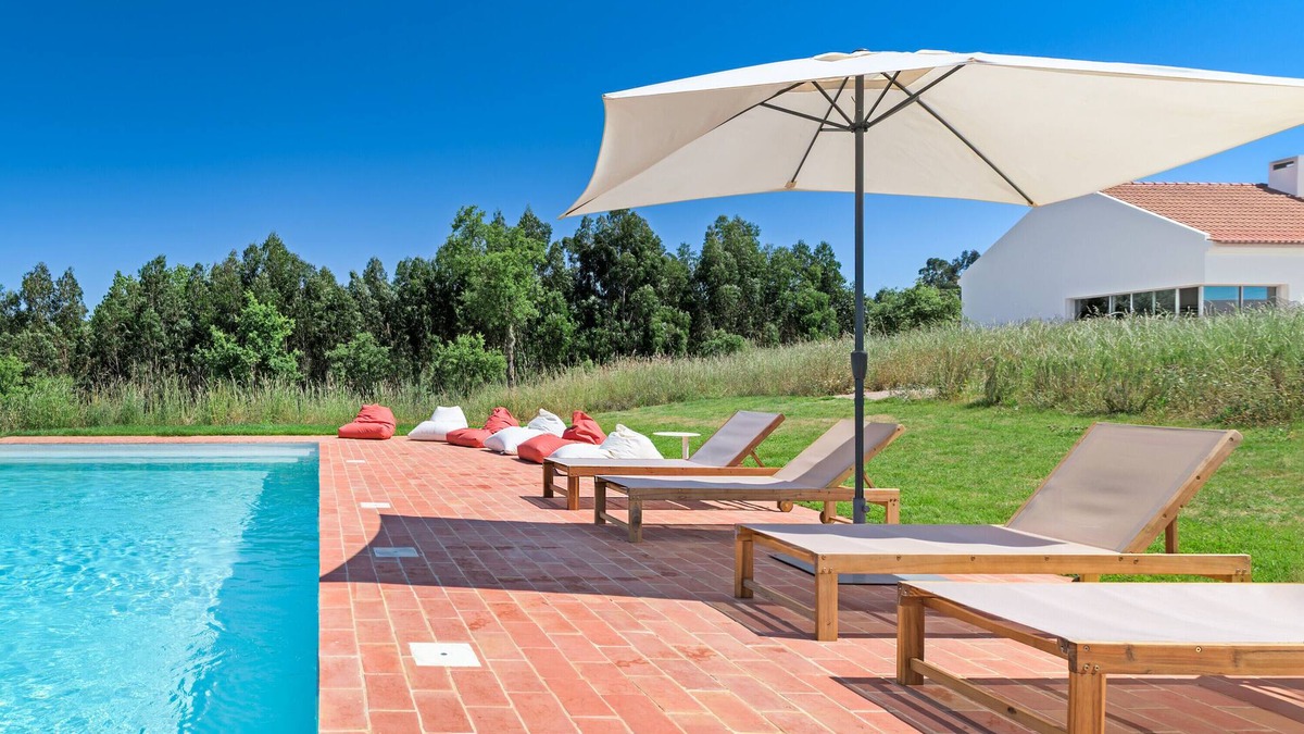 Baiona House | Holiday Home 'Casa Do Regadio - Casa 3' with Private Pool, Wi-Fi and Air Conditioning