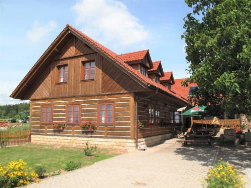Uhlejov House | Holiday Home Růžovka by Interhome
