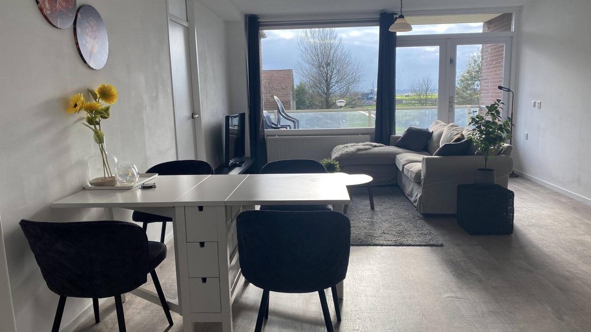 Burgervlotbrug Apartment | Holiday home Residenz Polderblick 11 in Burgerbrug. Suitable for 4 people, 1 bedroom.