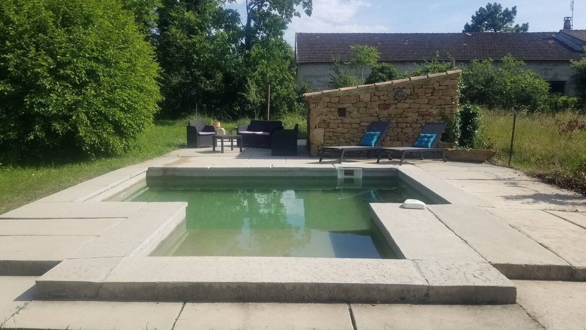 Valreas House | Holiday Home 'Rose Antique' with Private Pool, Wi-Fi and Air Conditioning
