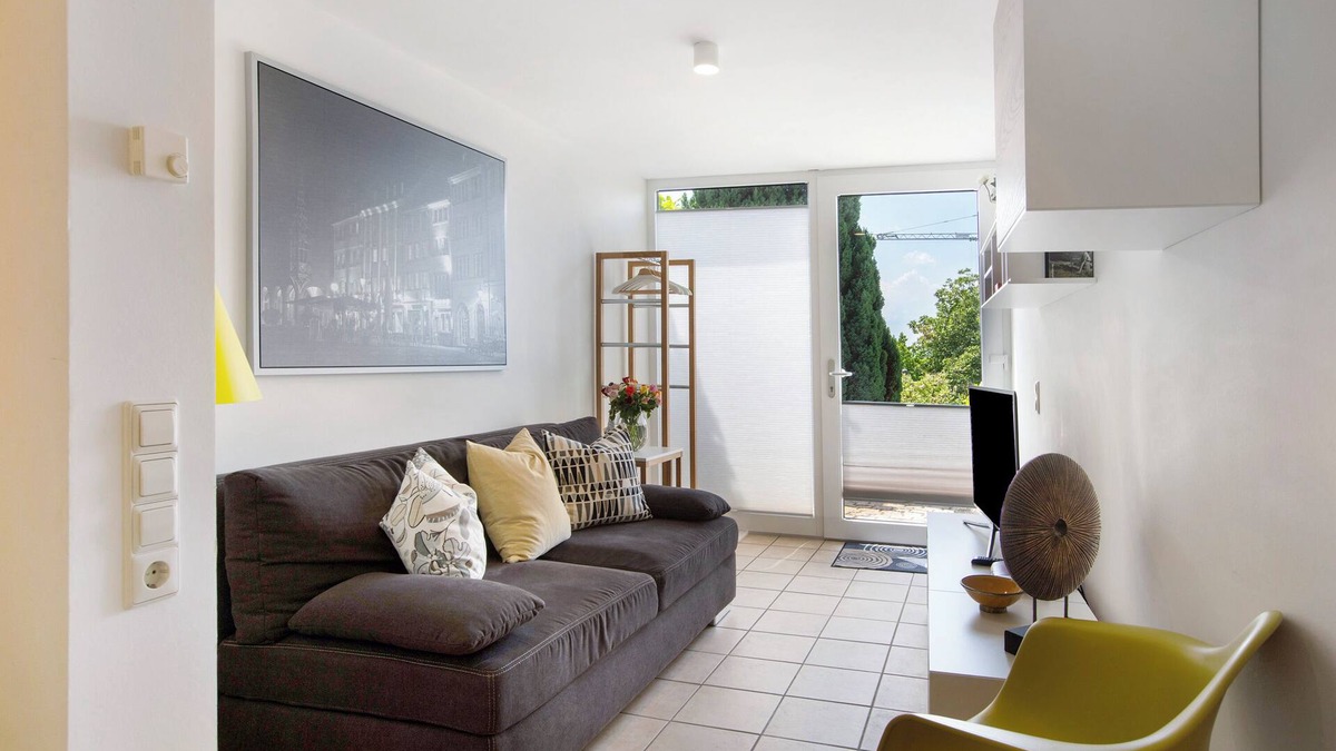 Loerrach House | "Holiday Home Schwalbennest" with Private Terrace, Private Garden and Wi-Fi
