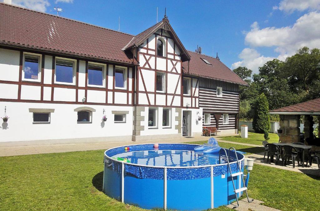 Kravare House | Holiday Home Sezímky by Interhome