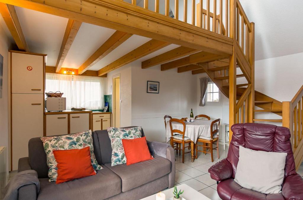 Plounevez-Lochrist House | Holiday Home Tal Ar Mor by Interhome