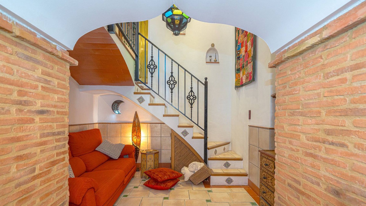 Sella House | Holiday Home 'Verda' with Mountain View, Private Terrace and Air Conditioning